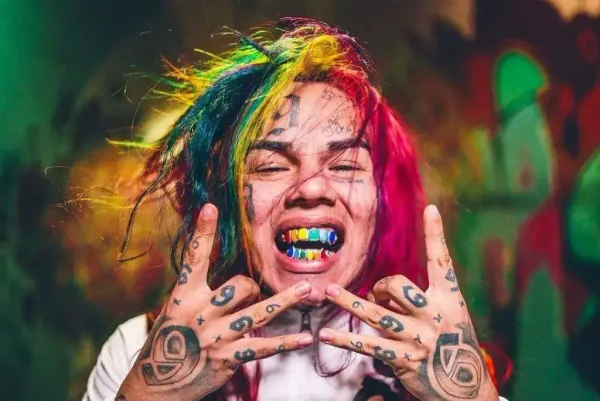 Circle tapped into its inner 6ix9ine and dropped the dime